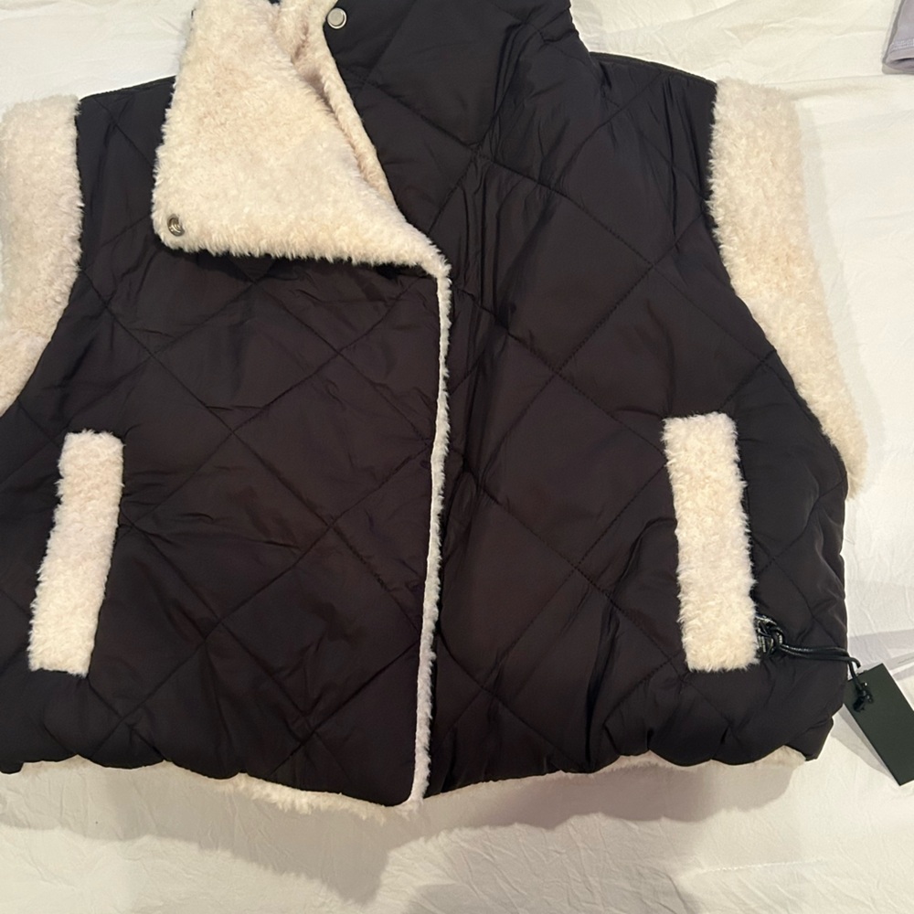 Blank NYC Women's Quilted Vest with Faux Shearling Lining - Black